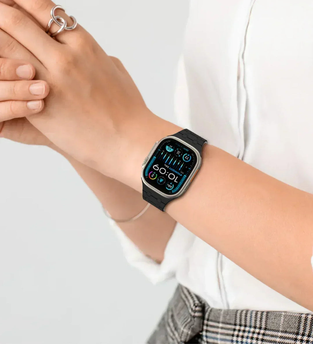 Creslia Magnetic Link Silicone Band for Apple Watch – Black - Creslia