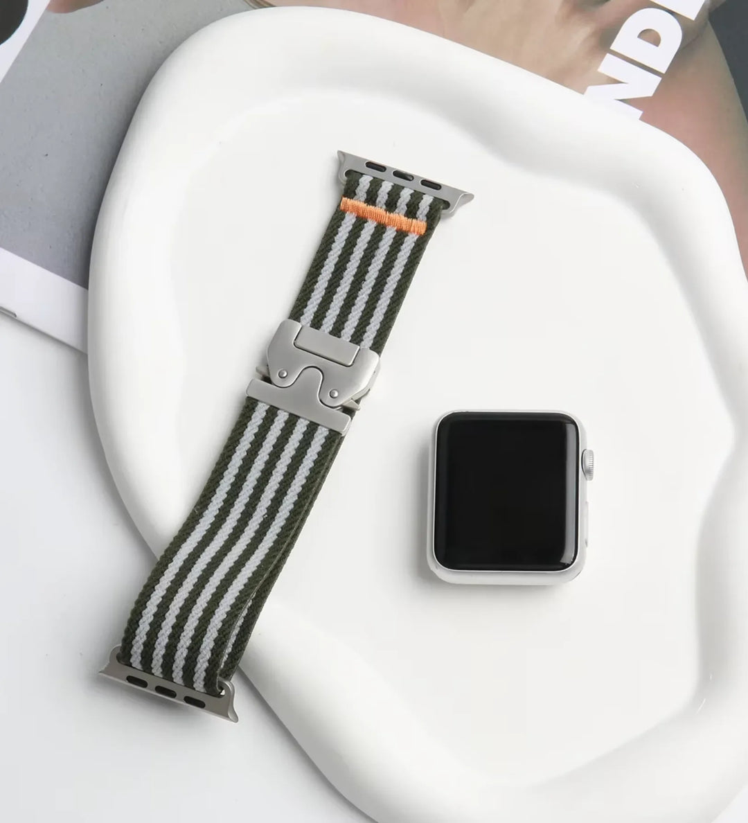 Parachute-Buckle Striped Nylon Apple Watch Band – Olive Green - Creslia