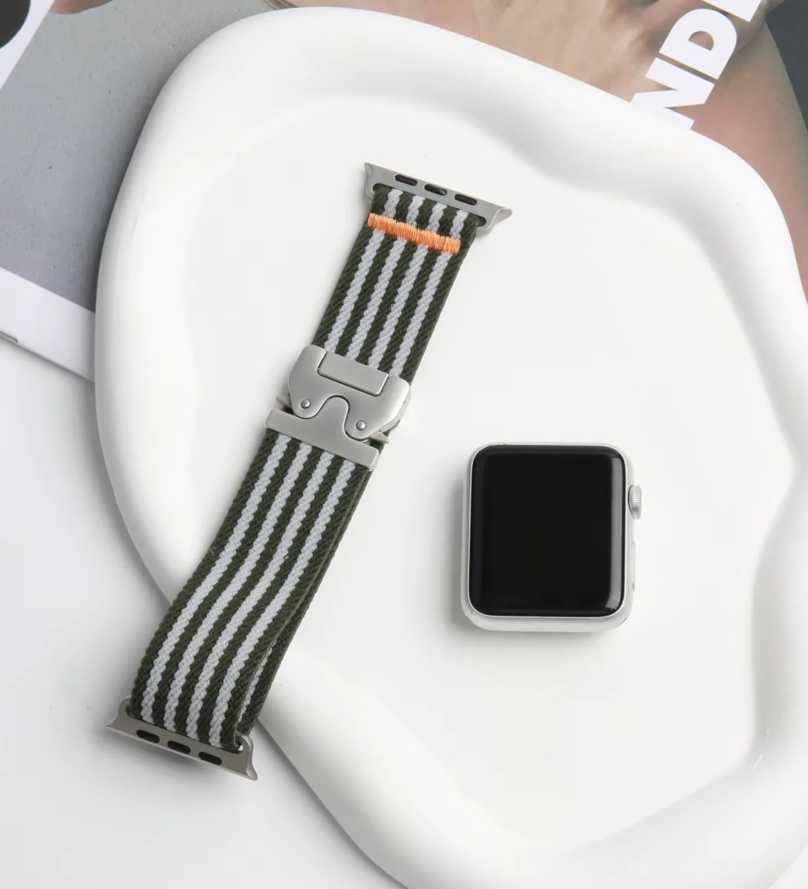 Parachute-Buckle Striped Nylon Apple Watch Band – Olive Green