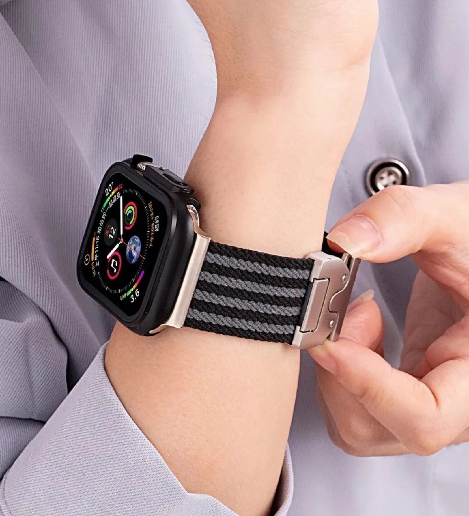 Parachute-Buckle Striped Nylon Apple Watch Band – Black