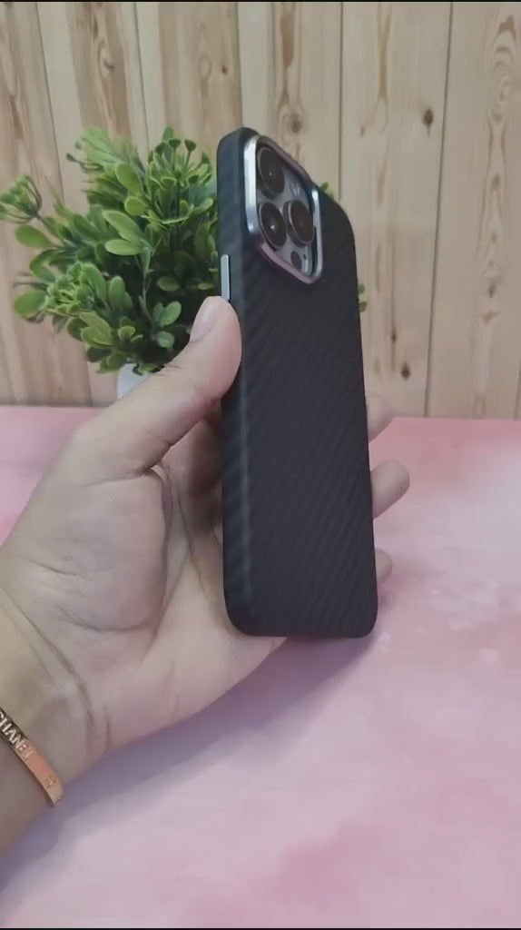 Surreal Face Designer Case – Artistic Female Aesthetic Back Cover